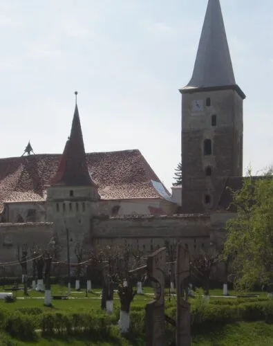 biserica fortificata din Mosna, obiective turistice in Romania