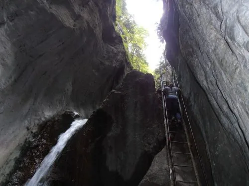 traseu la Canionul Sapte Scari, obiective turistice pe Valea Prahovei