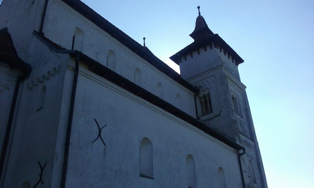 Biserica Herina, obiective turistice, traseu in Transilvania, Romania