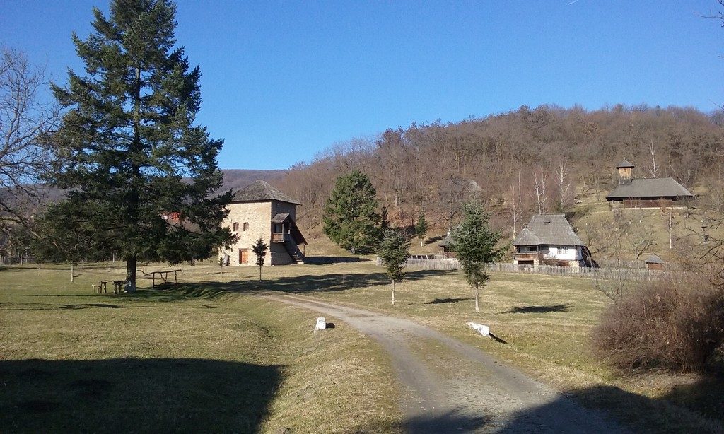 Muzeul Satului Ramnicu Valcea, Muzeul de Istorie, Casa Memoriala Anton Pann, Muzeul de Arta, Ramnicu Valcea, obiective turistice Romania, muzee, parcuri, gradina zoologica, muzeul de istorie