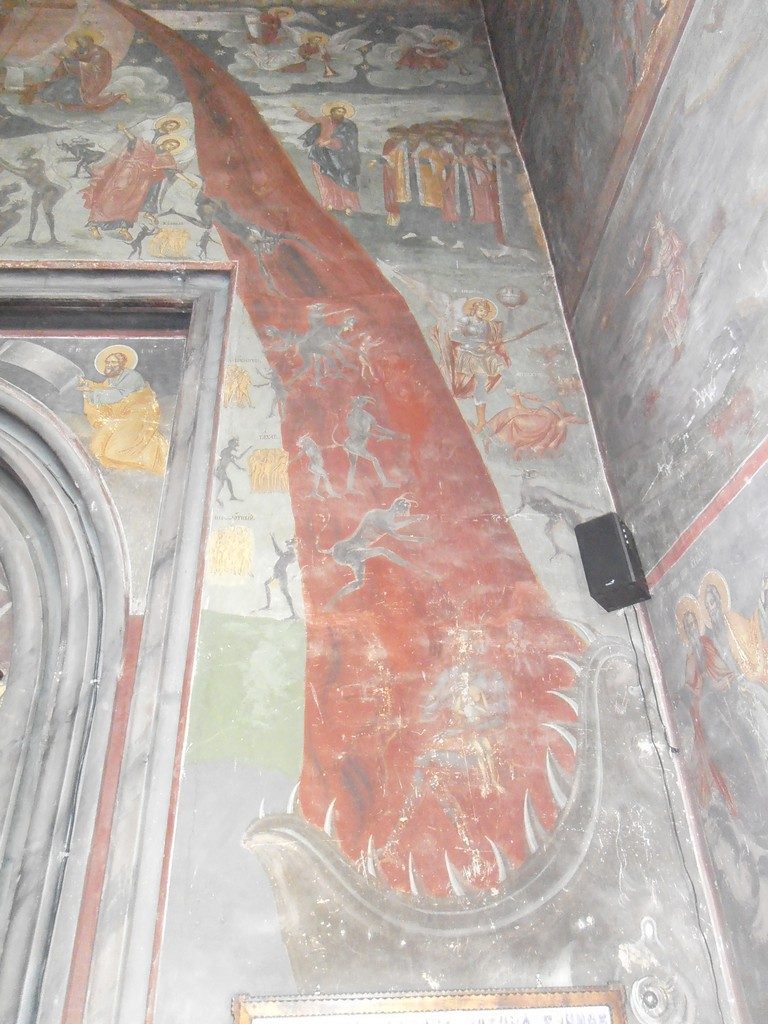 De la Gura Humorului la Slatina si Voronet, obiective turistice Bucovina, manastiri Romania
