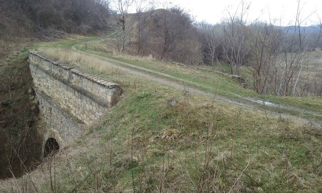 Trotusul si Podul lui Stefan cel Mare, Obiective turistice in judetul Bacau, Romania