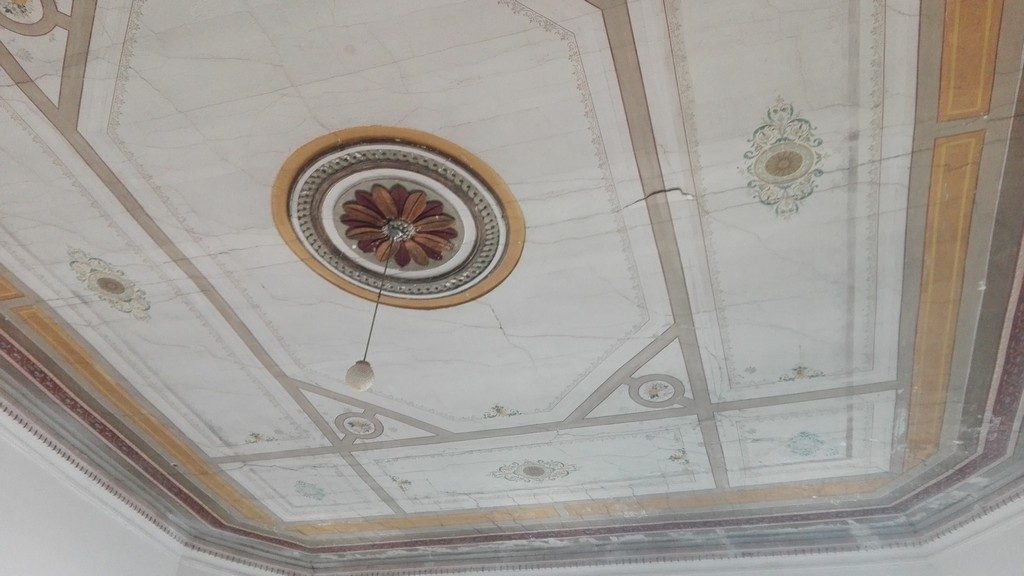 Obiective turistice in Mures, Romania, Castelul Rhedey, concediu, calatorii