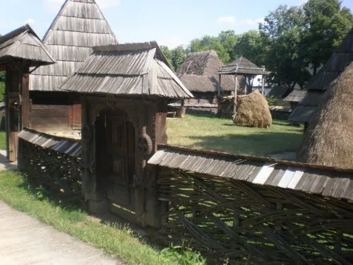 Infoturism, Muzeul Satului Bucuresti, obiective turistice Romania, case traditionale, arhitectura Romaneasca