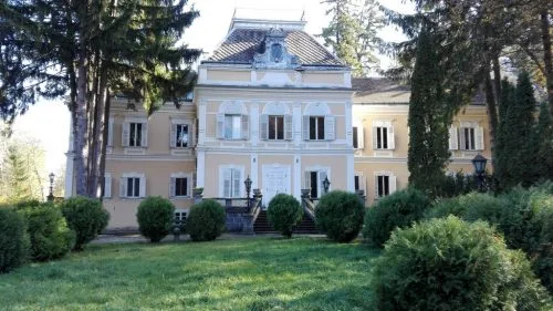 obiective turistice in jurul Brasovului, Sfantu Gheorghe, Conacul Arcus, descopera Romania