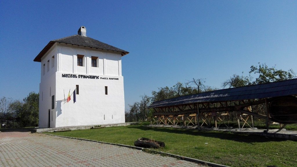 Cula Racoviteanu, Manastirea Vierosi, Obiective turistice Arges, atractii turistice in jurul Pitestiului
