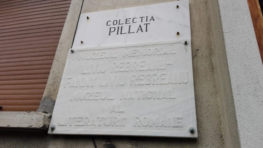 Casele memoriala ale scriitorilor Ion Minulescu si Liviu Rebreanu.