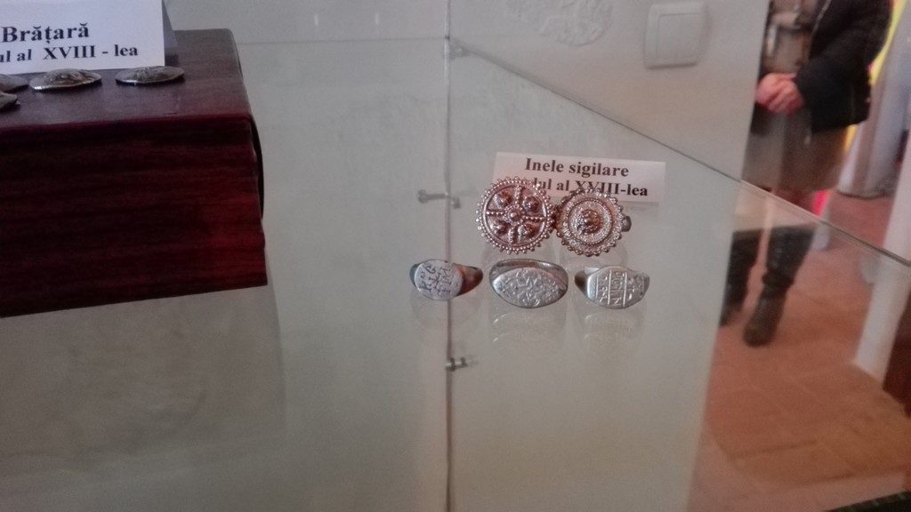 inele sigilare, Conacul brancovenesc de la Potlogi