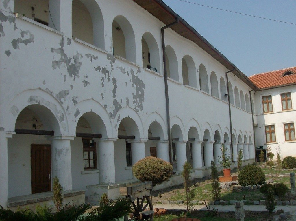 Parcul de Aventura Comana, Manastirea Comana, Obiective turistice in jurul Bucurestiului, Giurgiu, Romania, Moara de Hartie, Satul Mestesugarilor, Vlad Tepes, Serban Cantacuzino