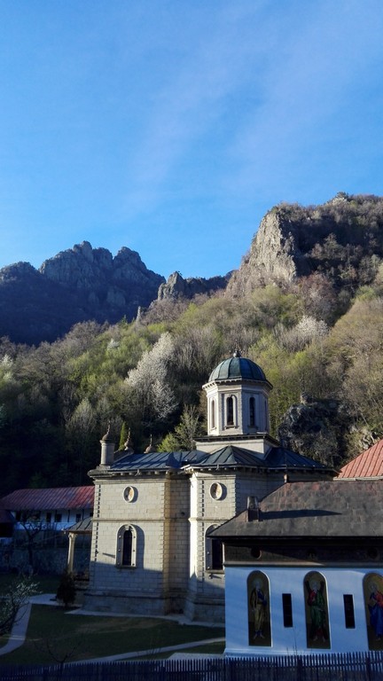 Manastirea Stanisoara, Valea Oltului, Cozia, obiective turistice Romania