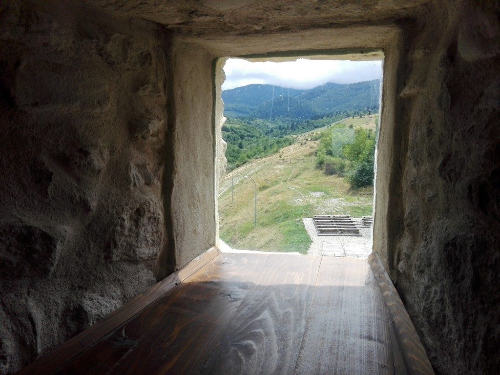 Cetatea Malaiesti, obiective turistice Hateg, Hunedoara, Romania,infoturism, Retezat
