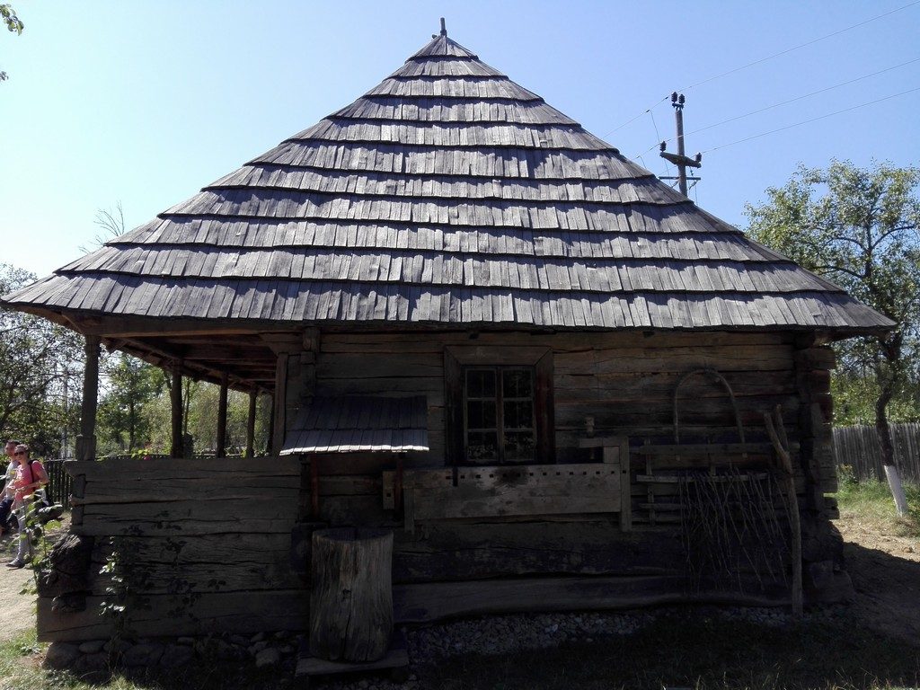 Casa memoriala Constantin Brancusi, Hobita, obiective turistice Romania