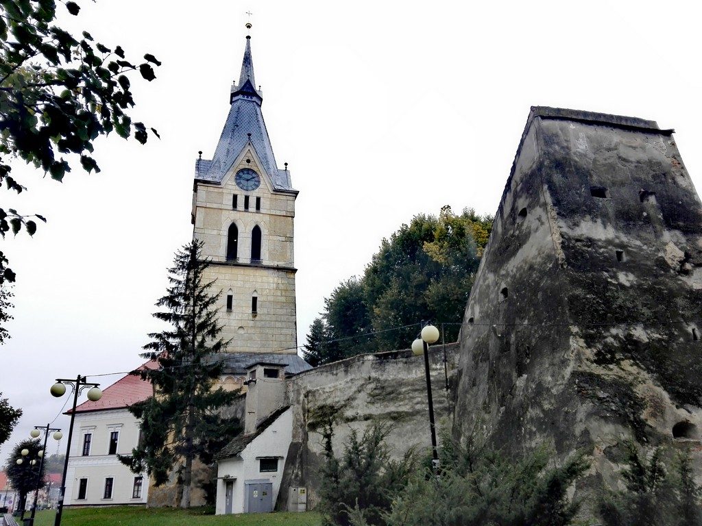 Biserica fortificata Codlea, obiective turistice Brasov, Romania