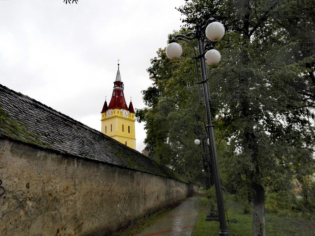 Biserica fortificata Cristian, obiective turistice Brasov, Romania