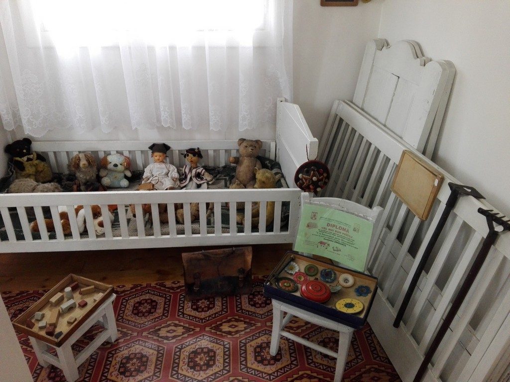 Casa memoriala Tudor Arghezi, obiective turistice Bucuresti