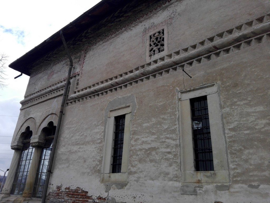 Curtea domneasca si biserica Doicesti, Targoviste, obiective turistice Constantin Brancoveanu, Romania