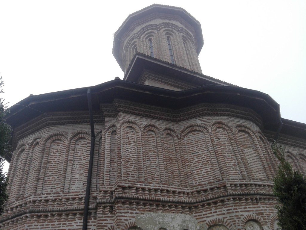 Manastirea-Plataresti-Matei-Basarab-obiective-turistice-in-jurul-Bucurestiului-Calaras