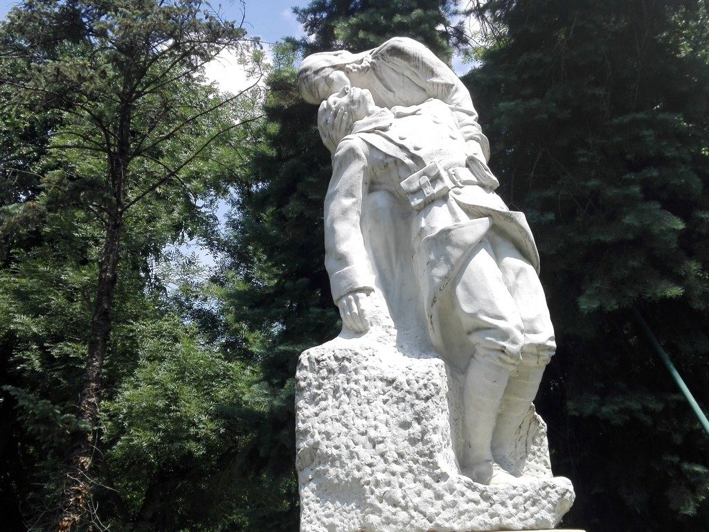 Monumentul eroilor francezi, Parcul Cismigiu, obiective turistice Bucuresti, Romania