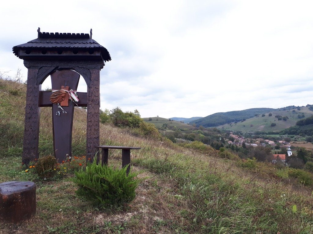 Calvarul secuiesc de la Vetca, Sangeorgiu de Padure, obiective turistice Mures, Covasna, Romania