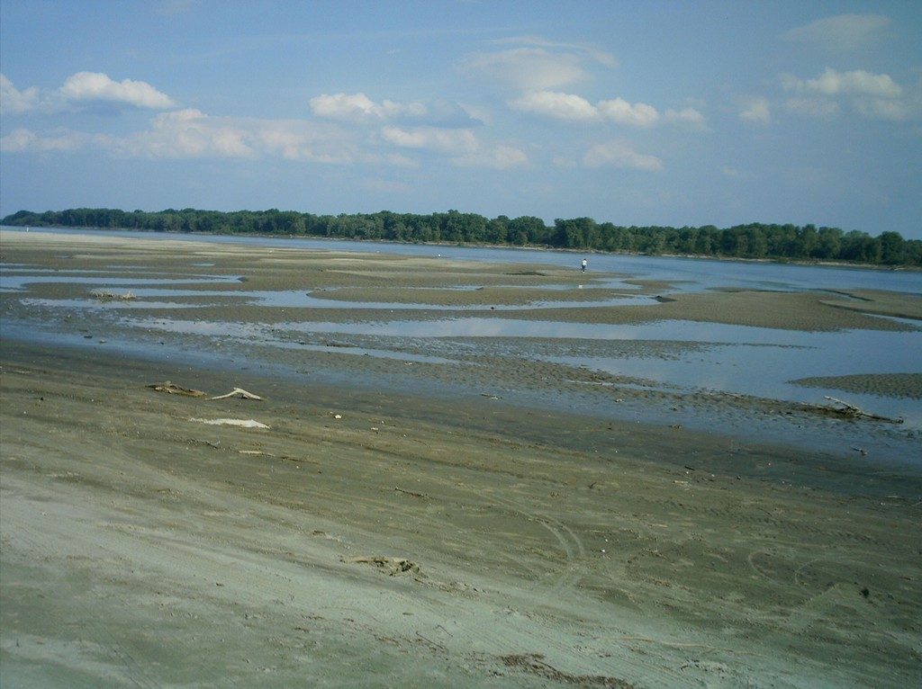 Obiective turistice Giurgiu, Romania, Muzeul Judetean, arhitectura, cetatea, faleza, arta, Perla
