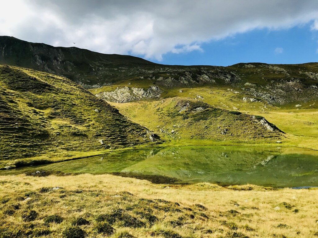 arful Moldoveanu, Valea Rea, Muntii Fagaras, Romania, obiective turisticee, traseu montan, stana lui Burnei