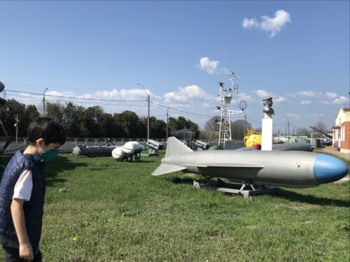 Muzeul Marinei Mangalia, obiective turistice Constanta, torpile, submarinul Delfinul,