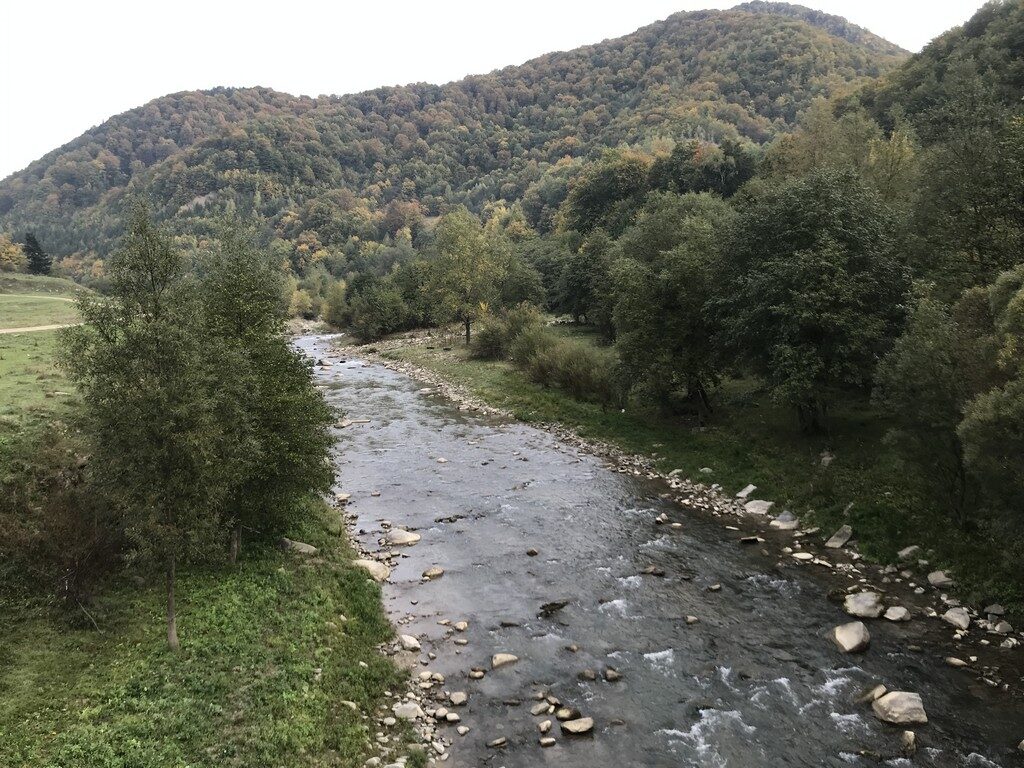 Lacul Vulturilor, Muntii Siriu, obiective turistice Buzau, drumetie, circuit