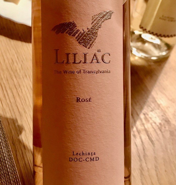 Crama-Liliac-Batos-Mures-Podgoria-Lechinta-Degustare-vinuri-cazare-in-vie-turism-viticol-oenologic-Liliac-Lodge-Cabana-Liliac